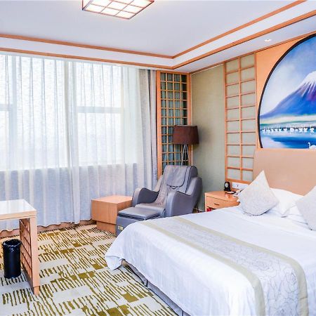 Taicang Zhonggu International Hotel Εξωτερικό φωτογραφία