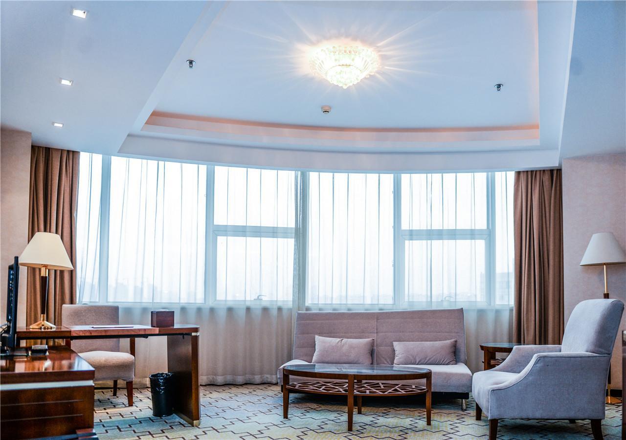 Taicang Zhonggu International Hotel Εξωτερικό φωτογραφία